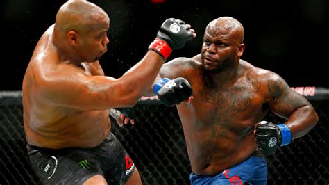 UFC Fight Night: Lewis vs. Nascimento odds, predictions: MMA expert.